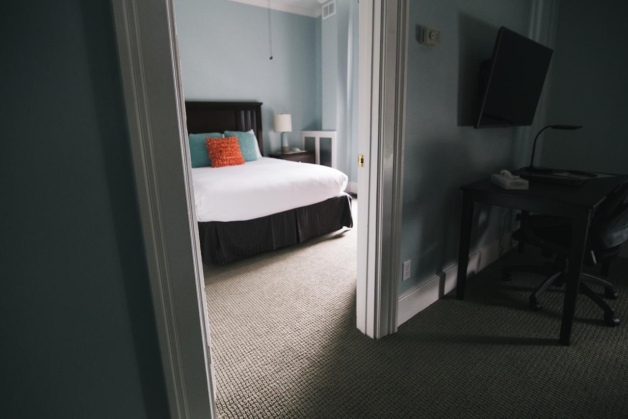 The Continental Hotel Centerville Eksteriør billede